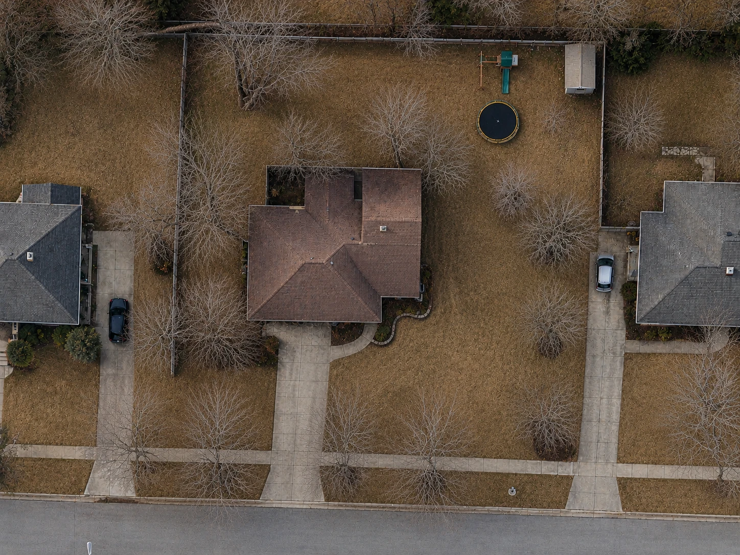 Apple satellite imagery of the same residential property lot for area measurement