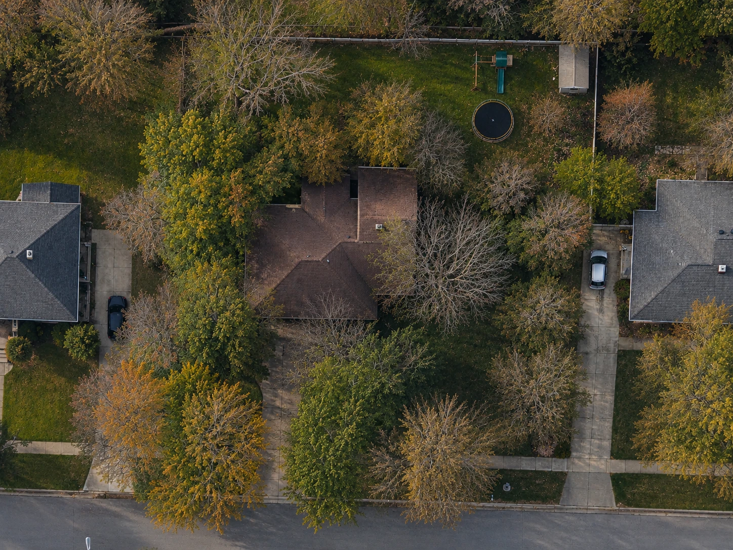 Google satellite imagery of the same residential property lot for area measurement
